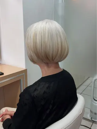 ショート 金井 美雪のヘアスタイル