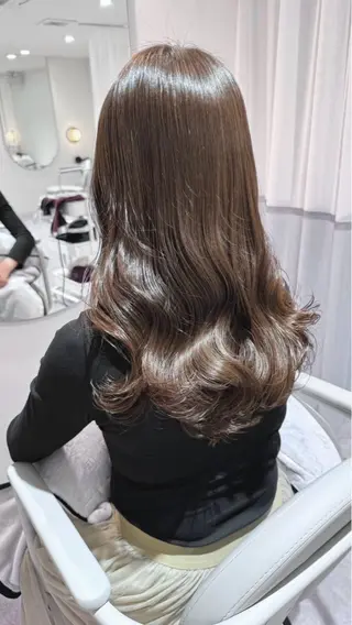 ロング 特化✨透明感カラー 白髪染め✨住田緋菜のヘアスタイル