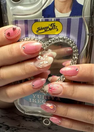 ネイル 新山 聖のネイルデザイン