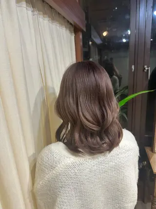 セミロング カラー RINA .のヘアスタイル