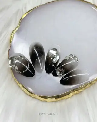 ネイル LYYM Salonのネイルデザイン