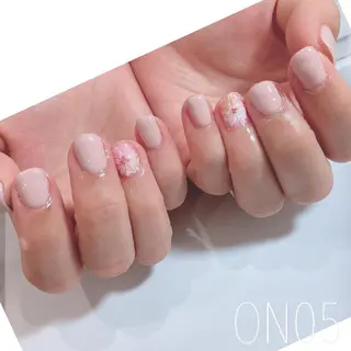 ネイル 園 寛子 （ネイリスト）のネイルデザイン