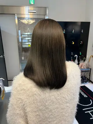 ミディアム カラー channel所属・Natsumi ❤︎のヘアスタイル