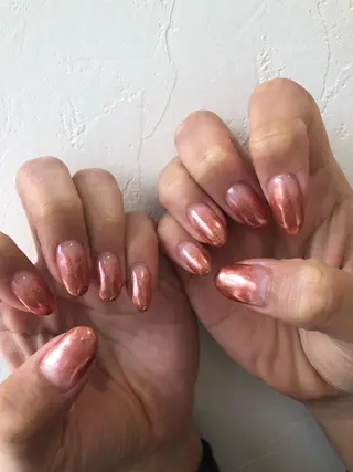 ネイル EARTH上尾店所属・藤倉 千恵美のネイルデザイン