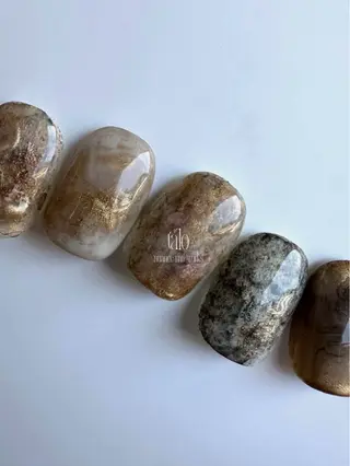 ネイル talo .のネイルデザイン