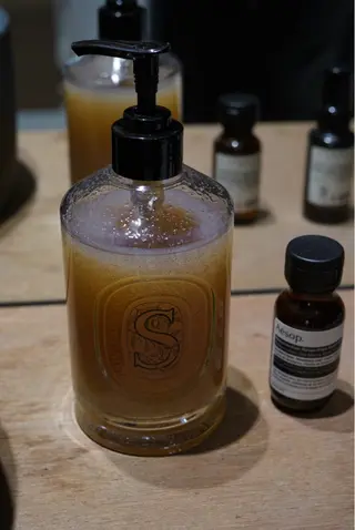 関 京磨のヘアスタイル