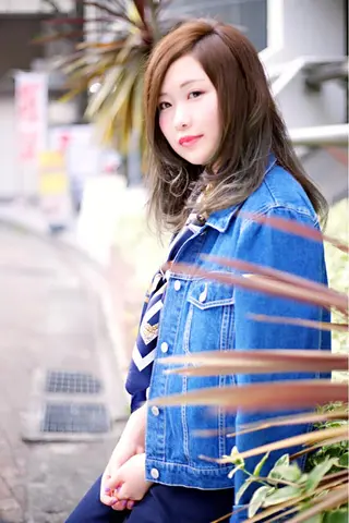 ミディアム セミロング Re:ta Hair 飯田淳平のヘアスタイル