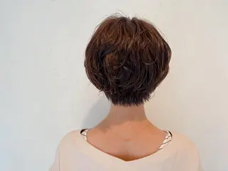 ショート カラー パーマ The book hand salon所属・伊藤 さやかのヘアスタイル