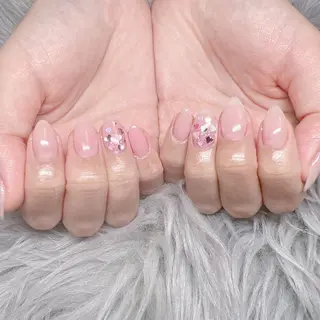 ネイル 個室ネイルサロンDolly  Girl〜ドーリーガール〜所属・DollyGirl KYOKOのネイルデザイン