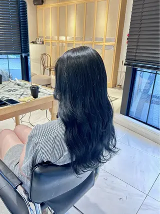 カラー miko🪽地毛風/ ハイトーン/レイヤーのヘアスタイル