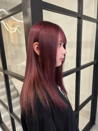セミロング カラー MaisonHALU 梅木琉衣のヘアスタイル
