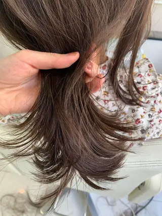 ミディアム CHIC 岩下真衣のヘアスタイル