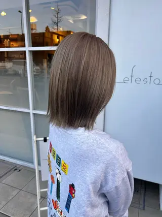 ミディアム 森本 朝香のヘアスタイル