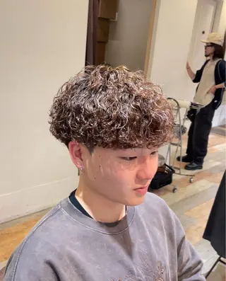 メンズ 波巻きスパイラル/ メンズパーマ/ゆうひのヘアスタイル