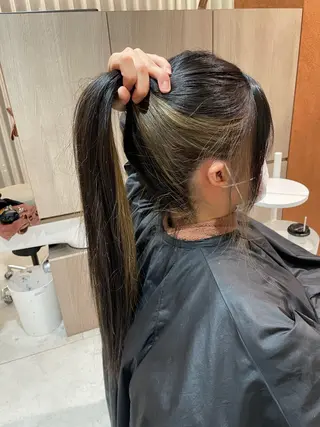 ロング カラー MANAMI🪸 インナーカラーのヘアスタイル