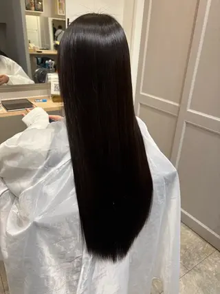 ロング 南雲 由麻のヘアスタイル