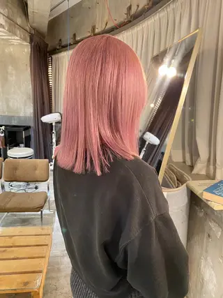 ミディアム カラー ショートカット募集中 /NAGISAのヘアスタイル