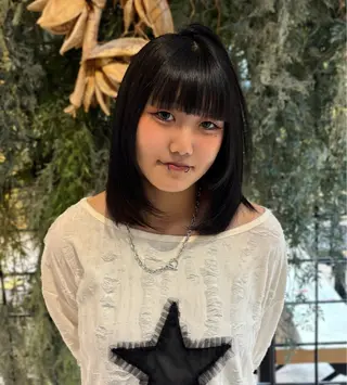 ミディアム カラー ハイトーン/レイヤー /メンズパーマのヘアスタイル