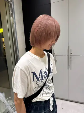 ショート ハルヒ/ハイトーン/ ボブのヘアスタイル