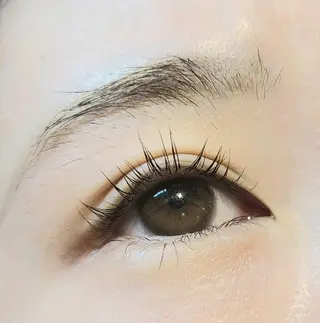 マツエク・マツパ LASH BAR天王寺店所属・LASH BAR  友久のマツエク・マツパデザイン