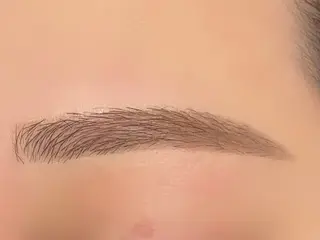 アイブロウ 松山 甘奈のマツエク・マツパデザイン