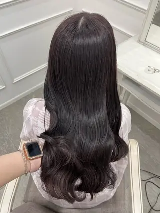 ロング カラー 新井 凪のヘアスタイル