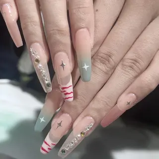 ネイル DEMAIN- 🕊️のネイルデザイン