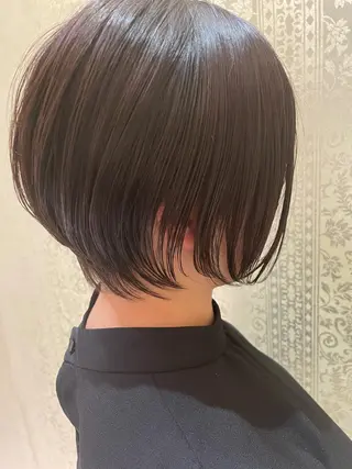 ショート 高槻裕二 ショートボブ縮毛矯正のヘアスタイル