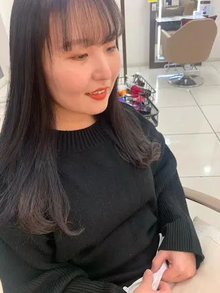 ロング カラー 羽エクステ🩷 🤍まき🤍のヘアスタイル