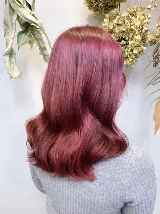 ミディアム レイヤー×縮毛矯正 深見 拓のヘアスタイル