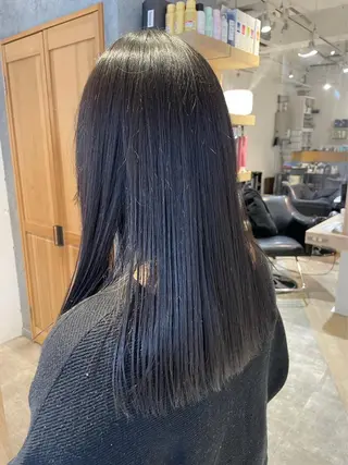 ロング AiRU hair MARINAのヘアスタイル