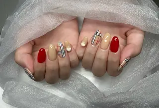 ネイル Roi〈ロワ〉 Minakoのネイルデザイン