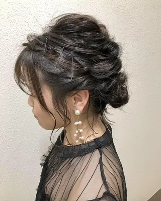 ミディアム ヘアアレンジ ツキノキ ミナのヘアスタイル