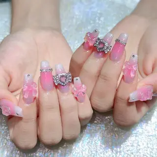 ネイル Queens みなみのネイルデザイン