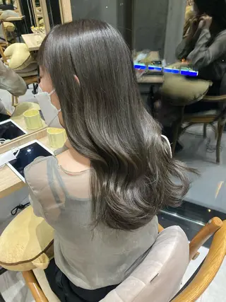 セミロング ✨色持ちの良い艶 カラー✨蟹江真世のヘアスタイル