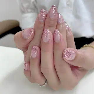 ネイル 岸本 千慧のネイルデザイン