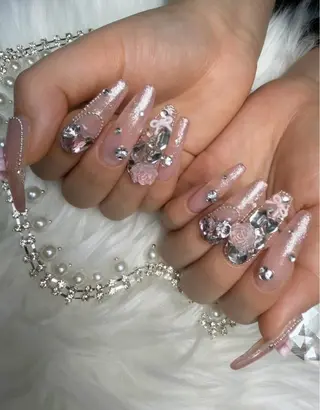 ネイル Ciel所属・岩田 麻里奈のネイルデザイン