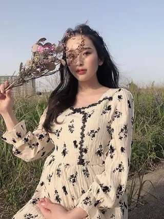 ロング カラー 古屋 花織のヘアスタイル