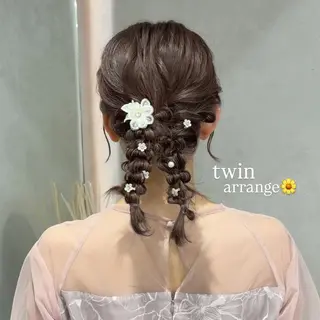 ヘアアレンジ monaヘアアレンジ 🎀/お呼ばれのヘアスタイル