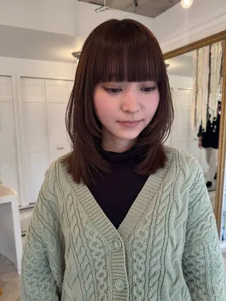 カラー ブリーチカラー🎀 韓国風/寺門美優のヘアスタイル