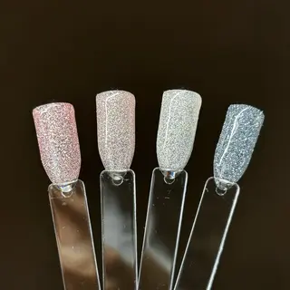 ネイル ラヴィアンローズ所属・S. kurumiのネイルデザイン