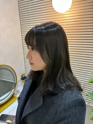 セミロング カラー りほ/顔周りカット/ レイヤーカットのヘアスタイル