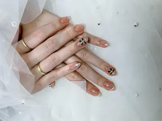 ネイル 🌈 Laule'aのネイルデザイン