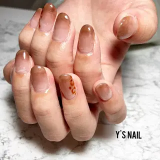 ネイル 手書きが得意🖌️ Y’s  nailのネイルデザイン