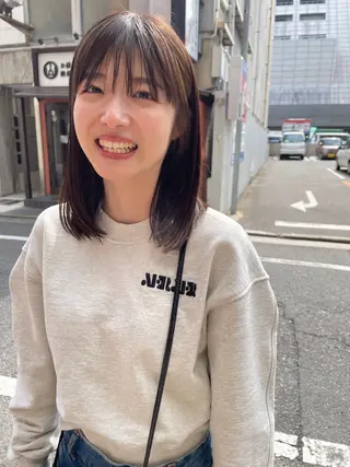 ミディアム カラー さの あやねのヘアスタイル