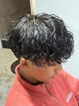 ミディアム パーマ メンズ メンズカットパーマ ✂️ JOYAのヘアスタイル