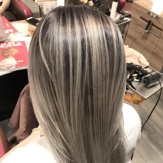 ロング カラー AMI Hair  supply所属・髪質改善カラー 韓国風レイヤーのヘアスタイル