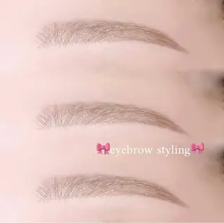 アイブロウ eyemor🎀 中山 杏菜の眉毛・アイブロウイメージ