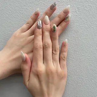 ネイル &ヘルシー/ネイル/ LED🤍Mioriのマツエク・マツパデザイン