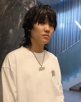 パーマ メンズ レイヤーカット /ハイトーンchaoのヘアスタイル